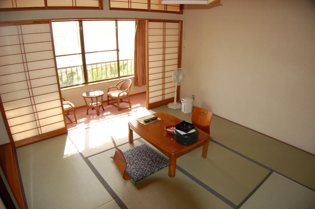 Sawatari Onsen Miyataya Ryokan Nakanojo Ruang foto