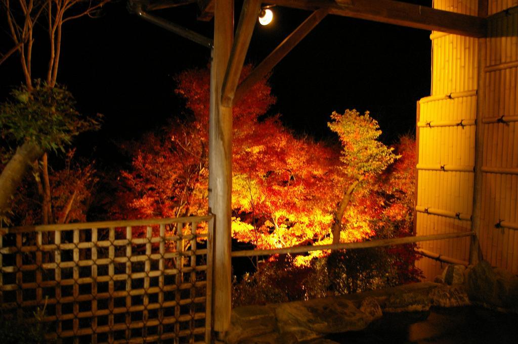 Sawatari Onsen Miyataya Ryokan Nakanojo Bagian luar foto