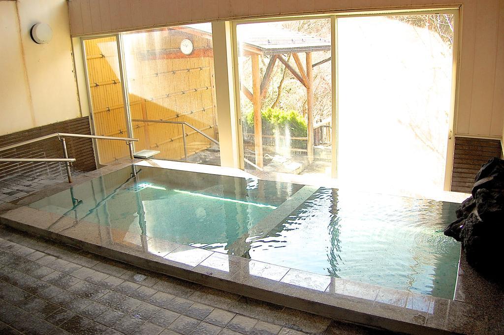Sawatari Onsen Miyataya Ryokan Nakanojo Bagian luar foto